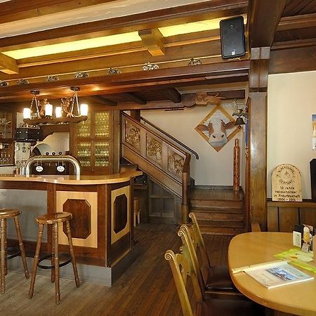 Dreis-Brück Beim Holzschnitzer酒店 外观 照片